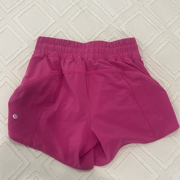 COPY - Track That Mid-rise Lined Shorts 5” - Picture 3 of 3